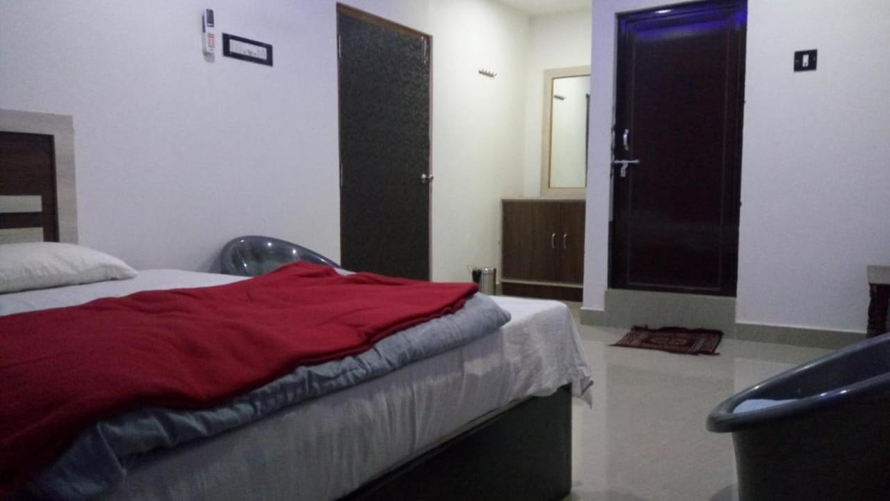 Hotel Vashishta Inn Paderu Extérieur photo